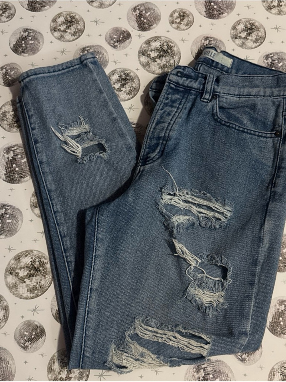 Brandy Melville Distressed Ankle Jeans - Medium Blue Denim